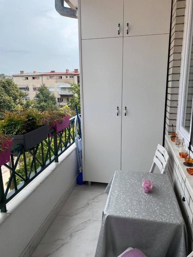 Velvet Apartment Skopje Ngoại thất bức ảnh